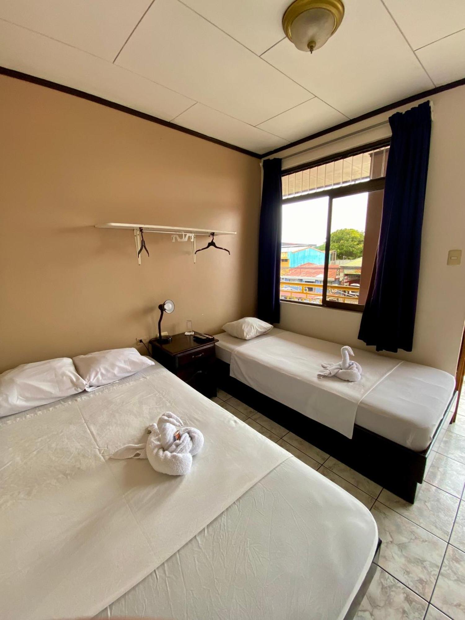 Hotel Costa Del Sol 利蒙港 外观 照片