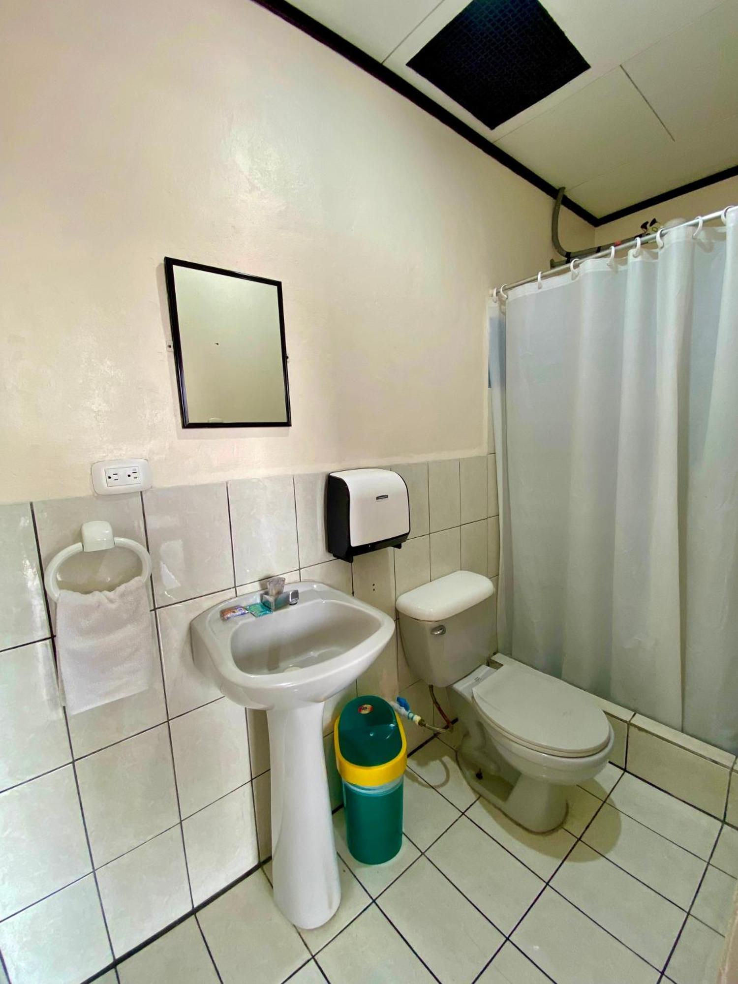 Hotel Costa Del Sol 利蒙港 外观 照片