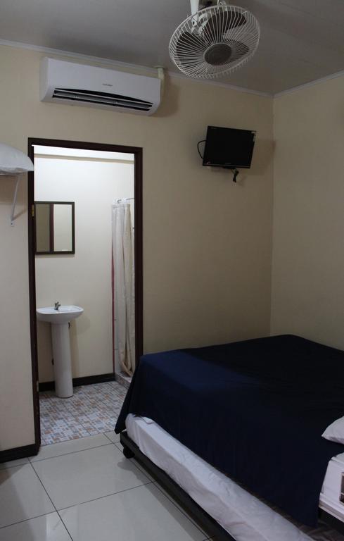Hotel Costa Del Sol 利蒙港 外观 照片