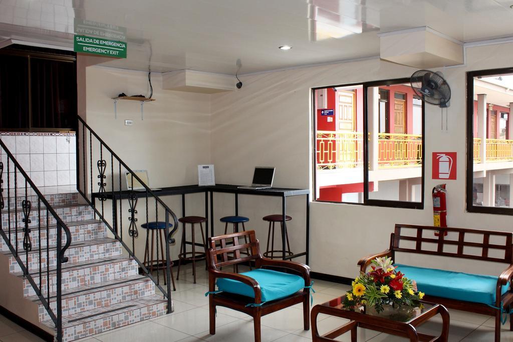 Hotel Costa Del Sol 利蒙港 外观 照片