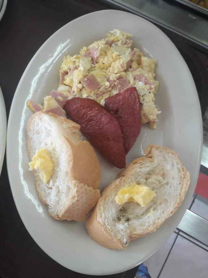 Hotel Costa Del Sol 利蒙港 外观 照片
